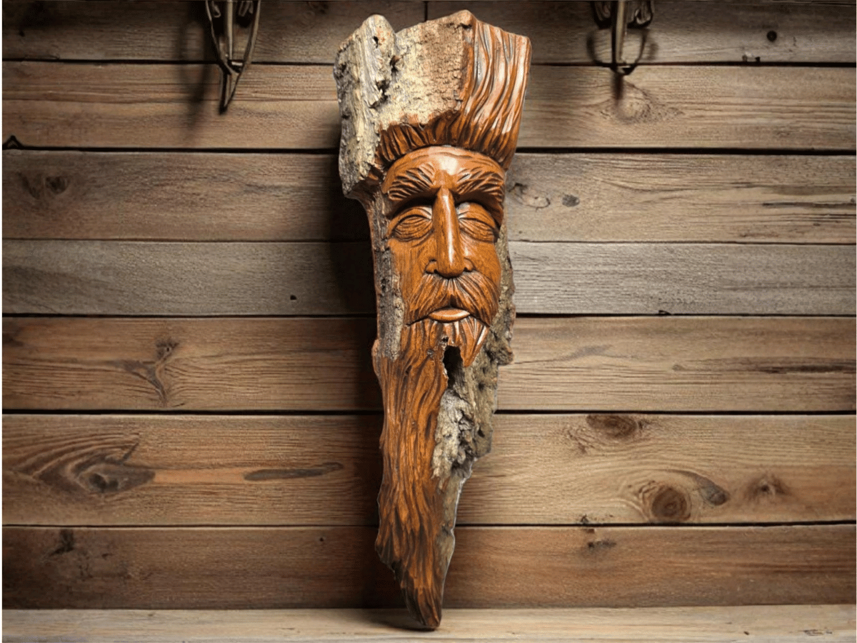 alex carving santa 1